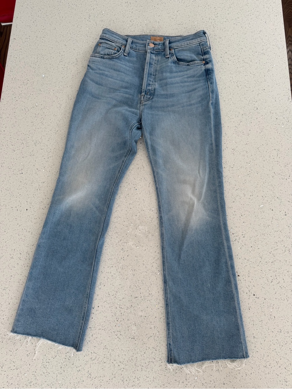 Women’s Light Blue Straight-Leg Jeans